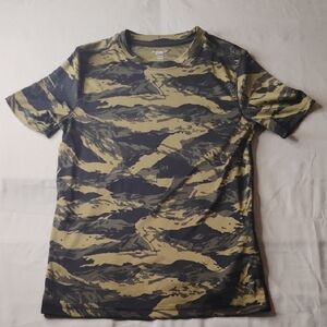 Men's Camouflage T-Shirt
